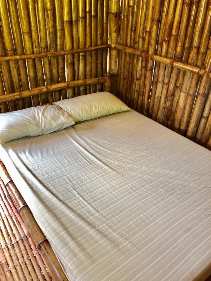Sharky Hostel Oslob Ngoại thất bức ảnh
