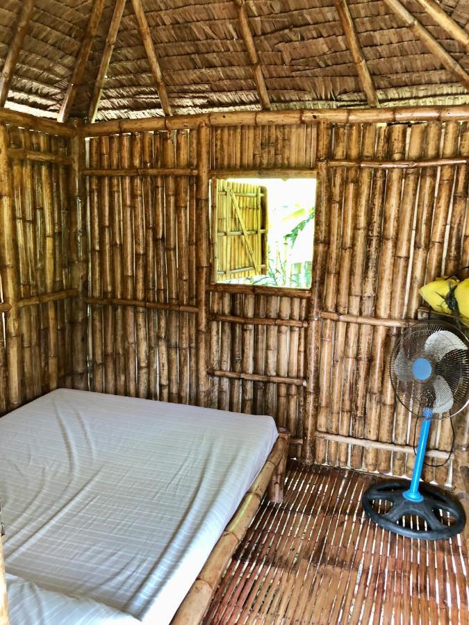 Sharky Hostel Oslob Ngoại thất bức ảnh