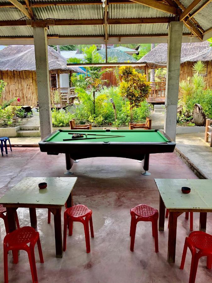 Sharky Hostel Oslob Ngoại thất bức ảnh