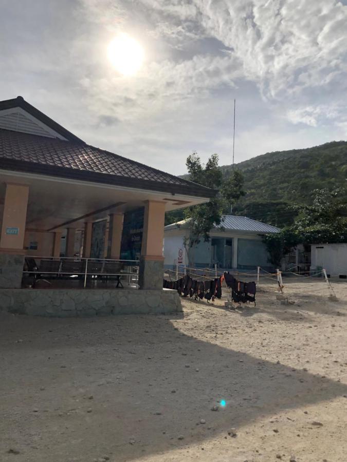 Sharky Hostel Oslob Ngoại thất bức ảnh