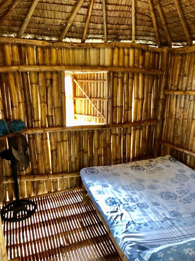 Sharky Hostel Oslob Ngoại thất bức ảnh