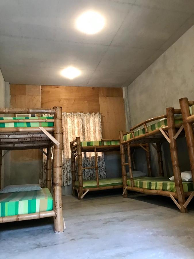 Sharky Hostel Oslob Ngoại thất bức ảnh