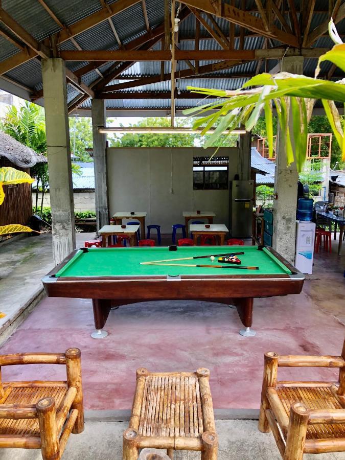 Sharky Hostel Oslob Ngoại thất bức ảnh