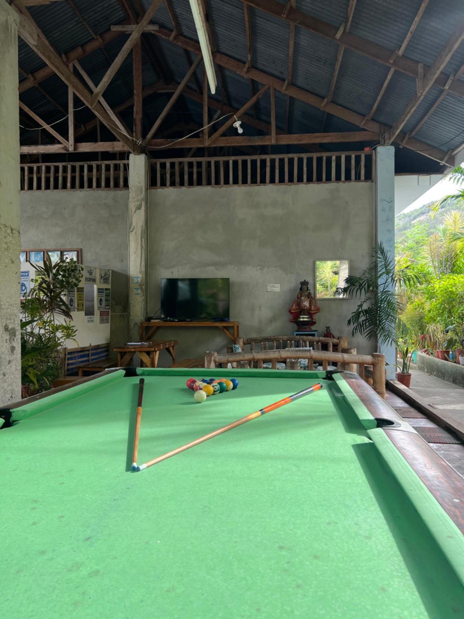 Sharky Hostel Oslob Ngoại thất bức ảnh