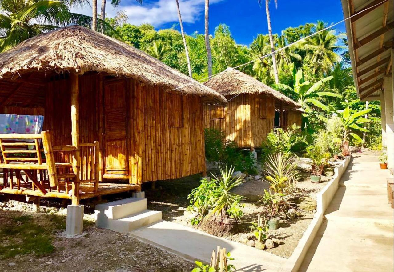Sharky Hostel Oslob Ngoại thất bức ảnh